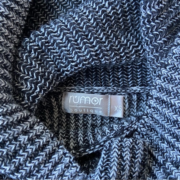 LF sweater - Picture 2 of 3
